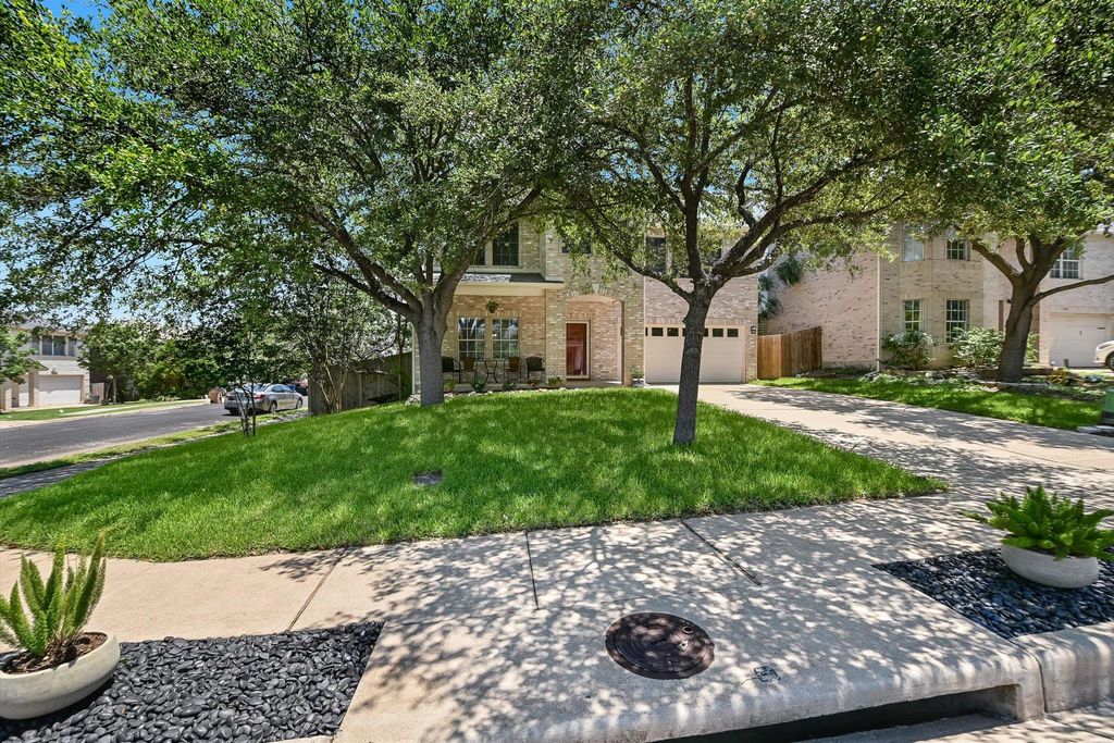 11201 Blairview LN, Austin, TX 78748