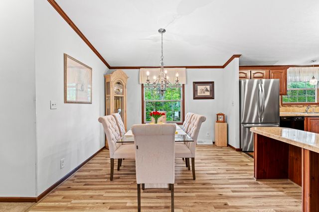 16 Eric Avenue, Nashua, NH 03062