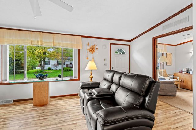 16 Eric Avenue, Nashua, NH 03062