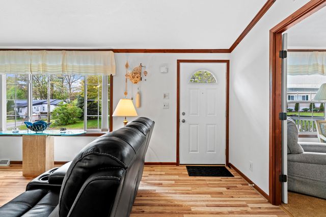 16 Eric Avenue, Nashua, NH 03062