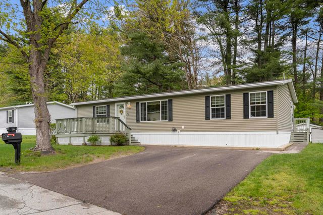 16 Eric Avenue, Nashua, NH 03062