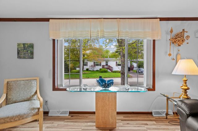 16 Eric Avenue, Nashua, NH 03062