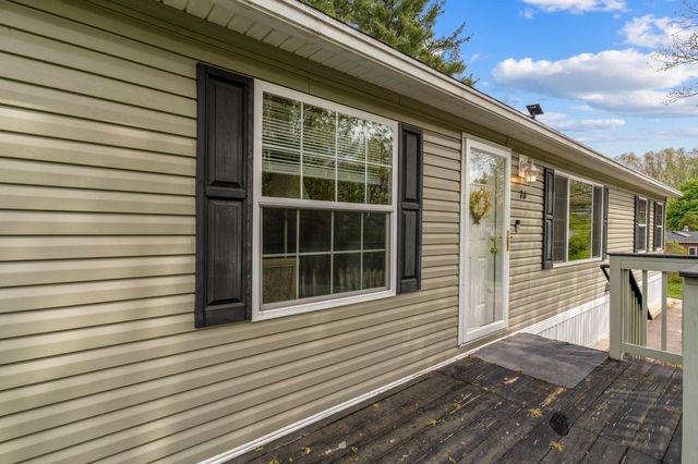 16 Eric Avenue, Nashua, NH 03062