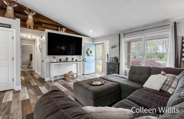 15324 Grand Oak Road, Grand Haven, MI 49417