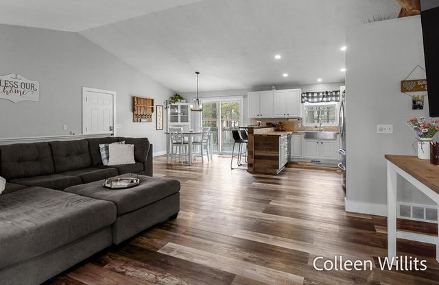 15324 Grand Oak Road, Grand Haven, MI 49417