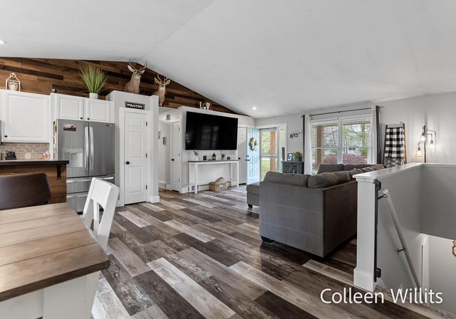 15324 Grand Oak Road, Grand Haven, MI 49417