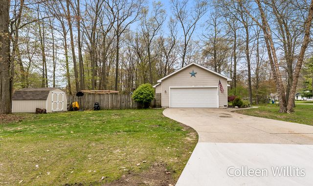 15324 Grand Oak Road, Grand Haven, MI 49417