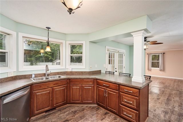2936 Vincent Road, Silver Lake, OH 44224