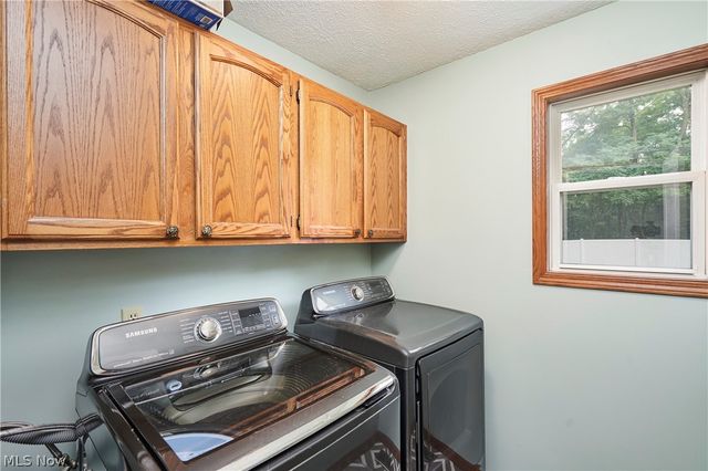 2936 Vincent Road, Silver Lake, OH 44224