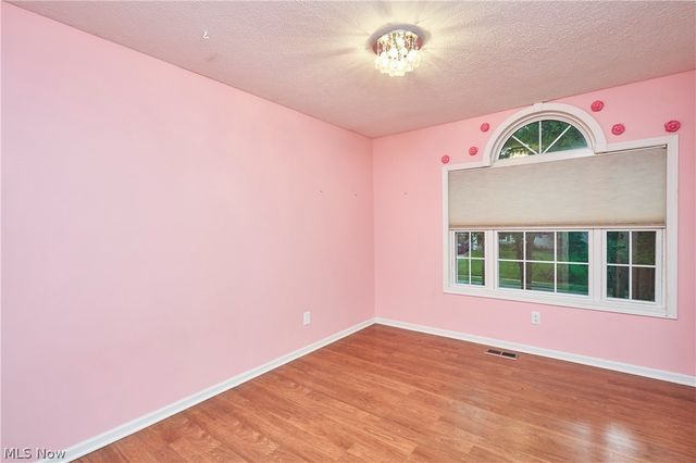 2936 Vincent Road, Silver Lake, OH 44224