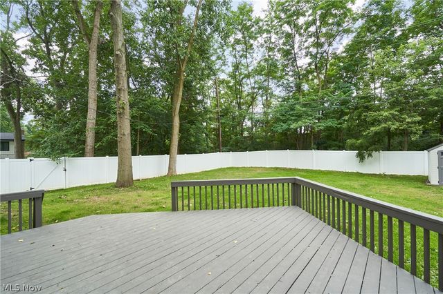 2936 Vincent Road, Silver Lake, OH 44224