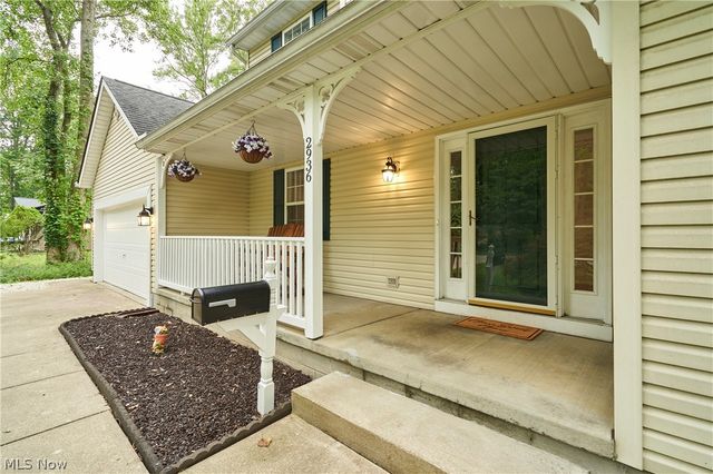 2936 Vincent Road, Silver Lake, OH 44224