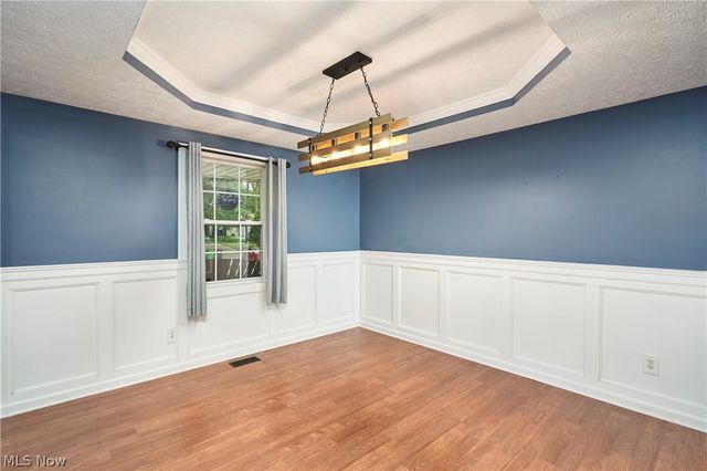 2936 Vincent Road, Silver Lake, OH 44224