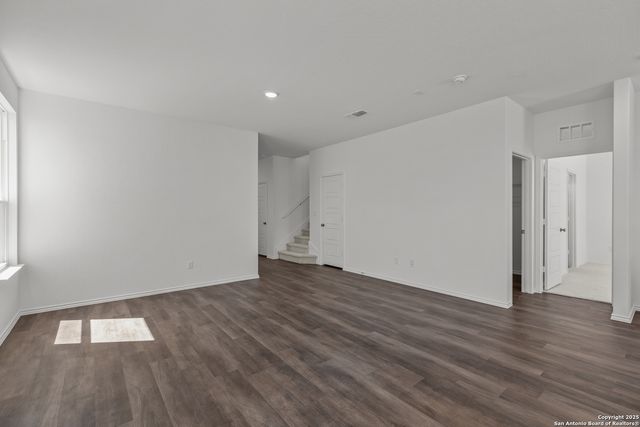 4063 Paddock Trail, Seguin, TX 78155