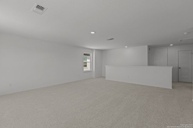 4063 Paddock Trail, Seguin, TX 78155