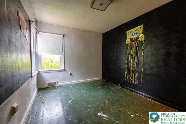 3 Oak Drive, Luzerne, PA 18707