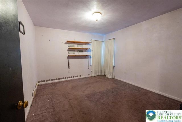 3 Oak Drive, Luzerne, PA 18707