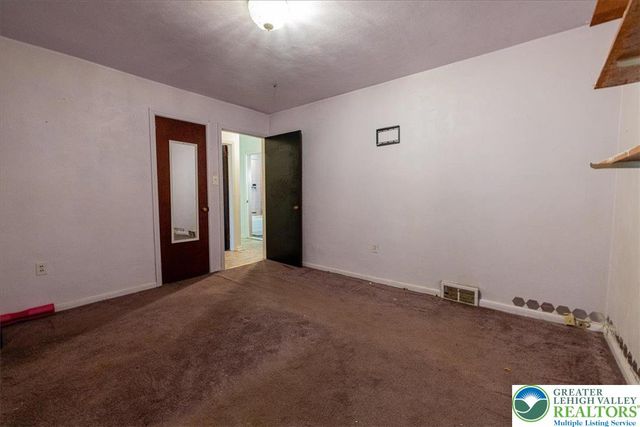 3 Oak Drive, Luzerne, PA 18707