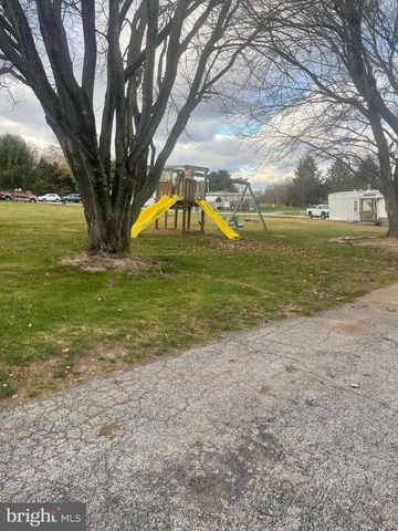 32 WALNUT DRIVE, York Haven, PA 17370