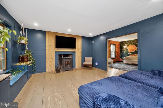 734 N CHESTER RD, West Chester, PA 19380