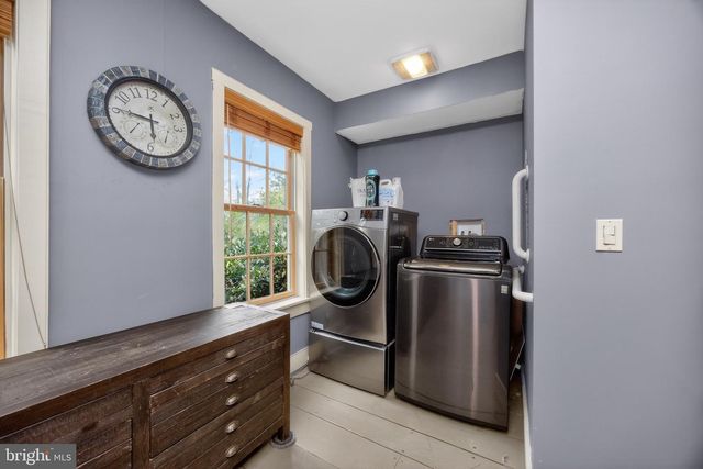 734 N CHESTER RD, West Chester, PA 19380
