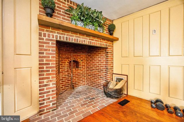734 N CHESTER RD, West Chester, PA 19380