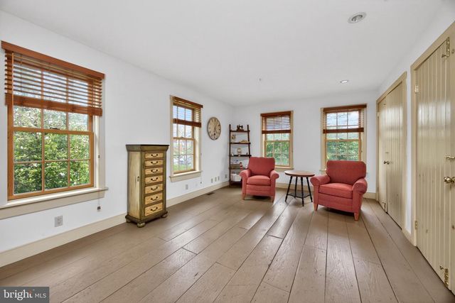 734 N CHESTER RD, West Chester, PA 19380
