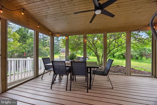 734 N CHESTER RD, West Chester, PA 19380
