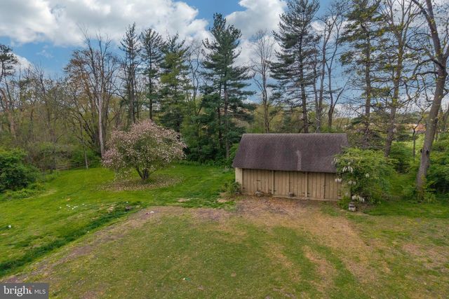 734 N CHESTER RD, West Chester, PA 19380