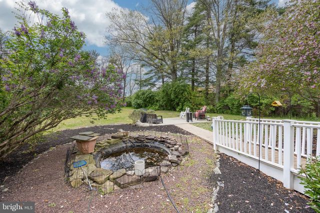 734 N CHESTER RD, West Chester, PA 19380