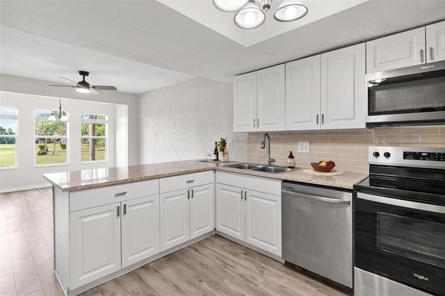23202 SANDALWOOD DRIVE 202, Wildwood, FL 34785