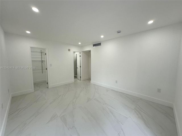 17620 Atlantic Boulevard 310, Sunny Isles Beach, FL 33160