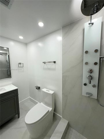 17620 Atlantic Boulevard 310, Sunny Isles Beach, FL 33160