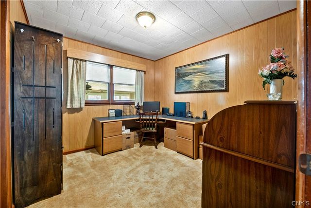 898 County Route 21, Hannibal, NY 13074