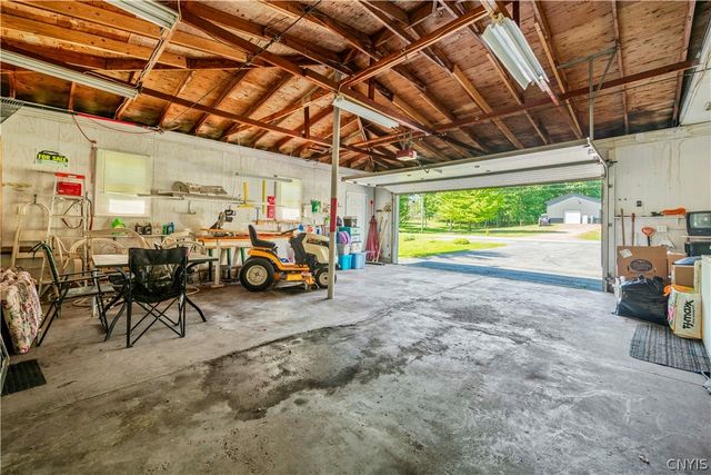 898 County Route 21, Hannibal, NY 13074