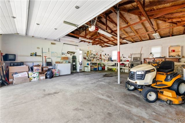 898 County Route 21, Hannibal, NY 13074