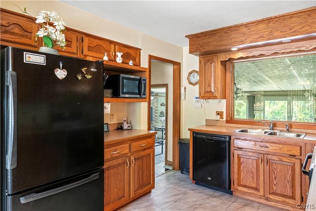 898 County Route 21, Hannibal, NY 13074