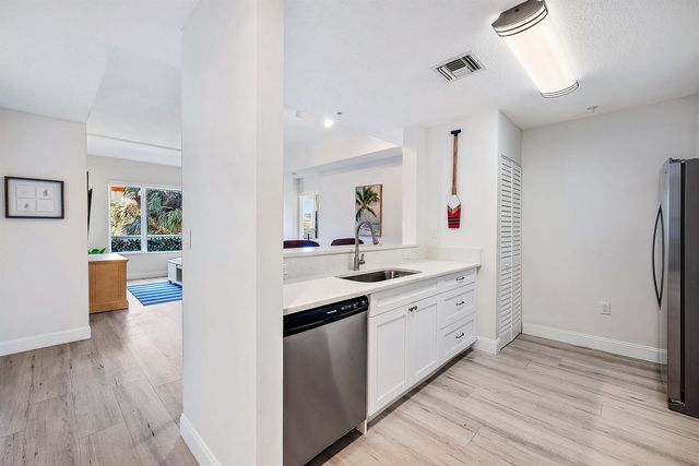 1203 Town Center Drive 201, Jupiter, FL 33458