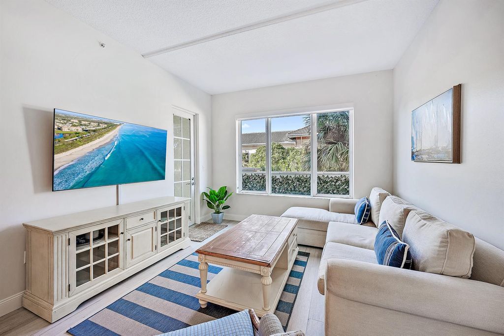 1203 Town Center Drive 201, Jupiter, FL 33458