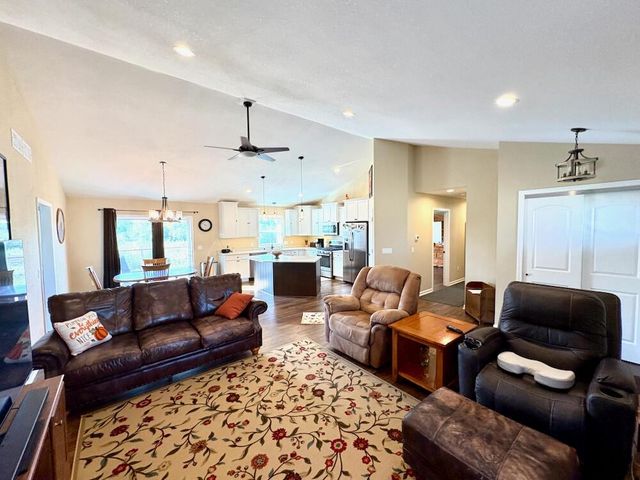 8425 Westminster DRIVE, Sturtevant, WI 53177