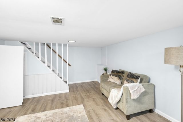 1652 Park St, Rahway City, NJ 07065