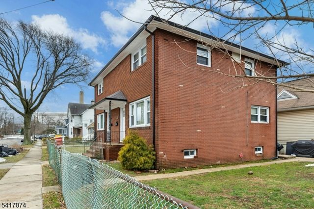1652 Park St, Rahway City, NJ 07065