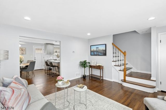 1652 Park St, Rahway City, NJ 07065