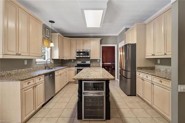 824 Sparks TRCE, Chesapeake, VA 23322