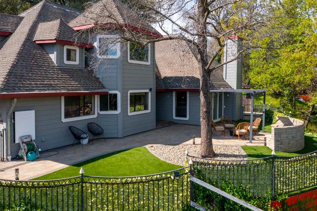 3218 Cambridge Rd, Cameron Park, CA 95682