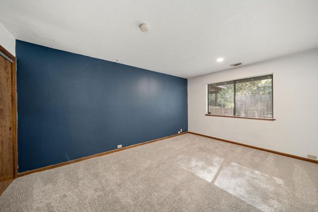 3218 Cambridge Rd, Cameron Park, CA 95682