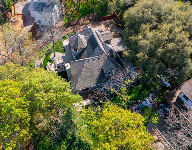 3218 Cambridge Rd, Cameron Park, CA 95682