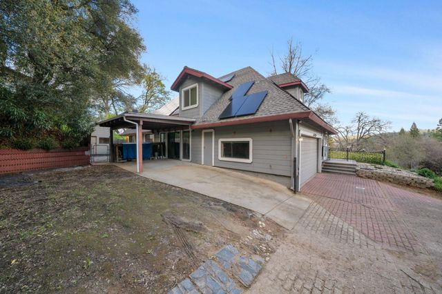 3218 Cambridge Rd, Cameron Park, CA 95682