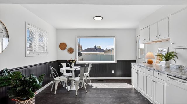 4807 W Hoffman Pl, Spokane, WA 99205