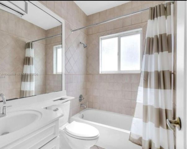 3047 Day Ave 1, Miami, FL 33133